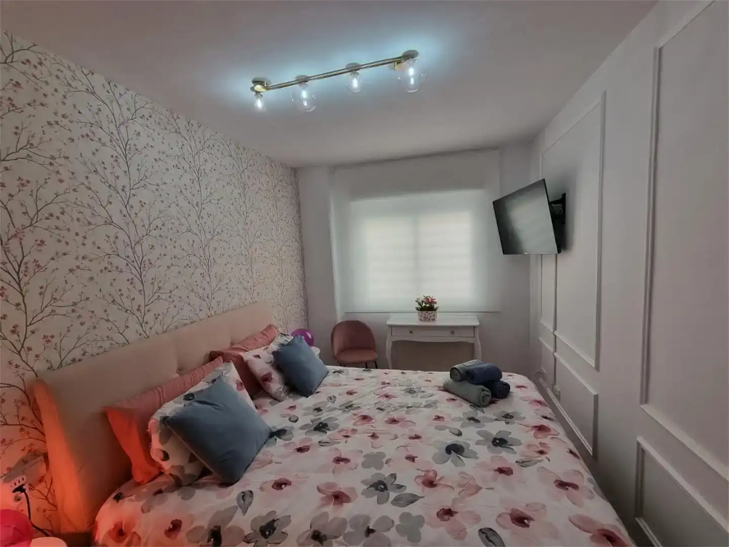 Schlafzimmer von Wohnung zur Miete in Garrucha mit Klimaanlage und Schwimmbad