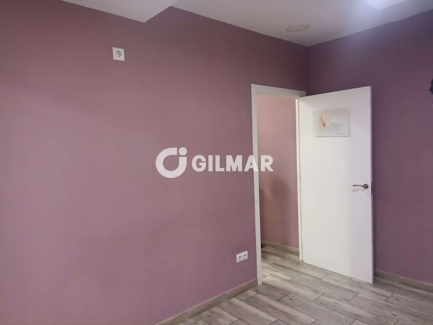 Habitación de Local de alquiler en Sevilla con Calefacción