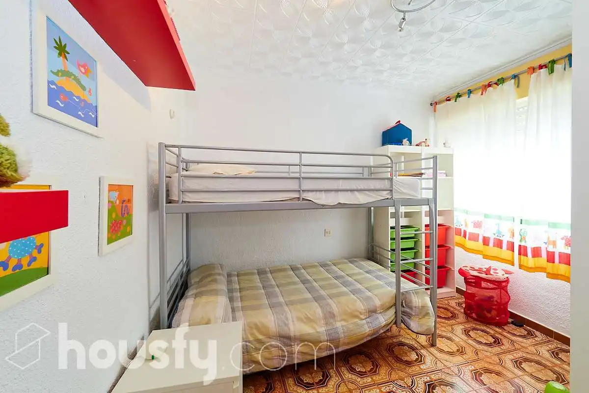 Habitación de Piso en venta en San Pedro del Pinatar con Aire acondicionado, Terraza y Amueblado