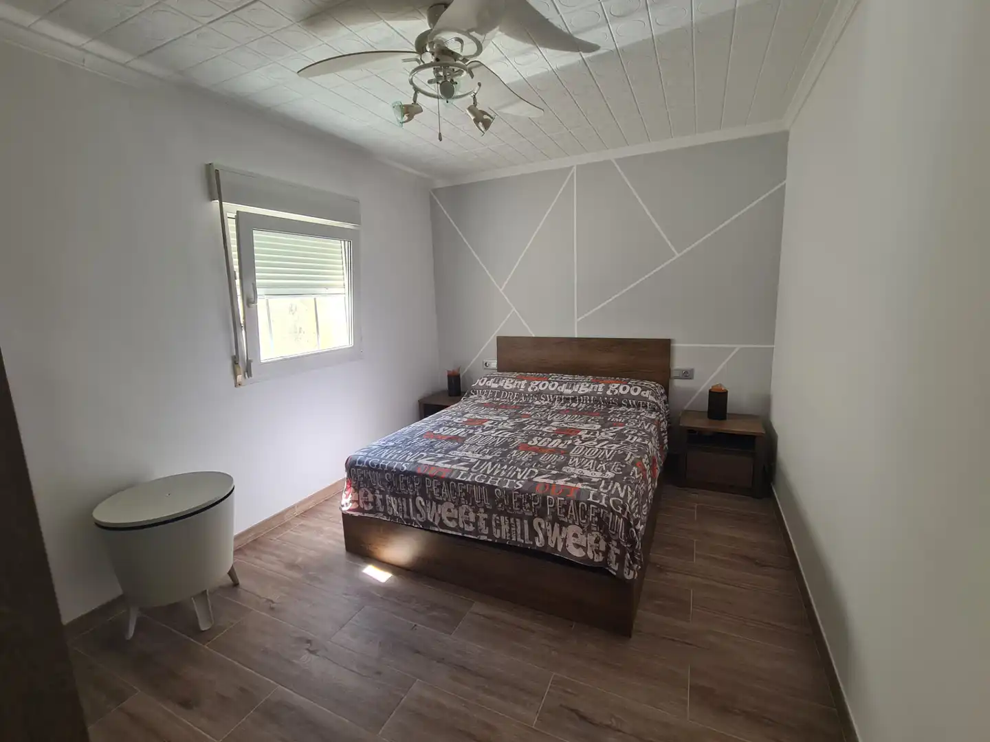 Bedroom of Flat for sale in Vinaròs  with Air Conditioner, Heating and Storage room