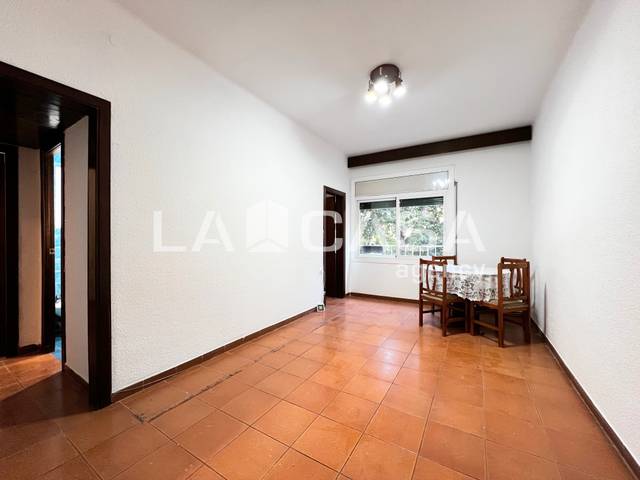 Piso en Venta en Plaça de Mossèn Clapés en Sant Andreu de Palomar