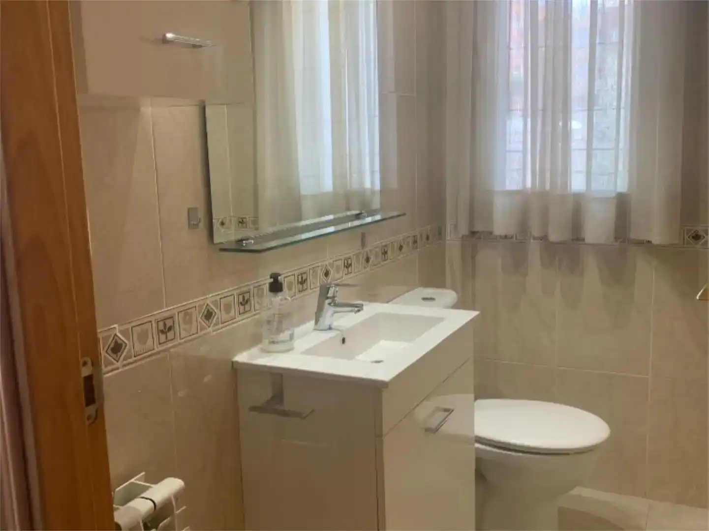Bany de Casa o xalet en venda en  Granada Capital amb Aire condicionat i Piscina