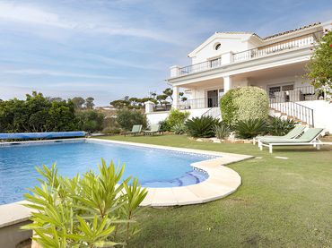 Maison avec piscine à vendre à Manilva Pueblo
