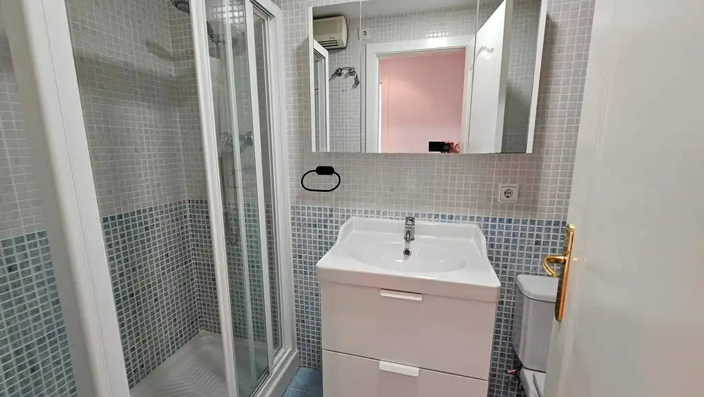 Badezimmer von Wohnung zur Miete in Molina de Segura mit Klimaanlage, Heizung und Möbliert
