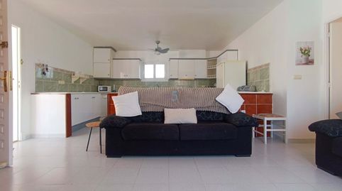 Encantadora villa independiente de dos dormitorios orientada al sur con piscina privada en una parcela de esquina, Montebello! Sit, imatge 3
