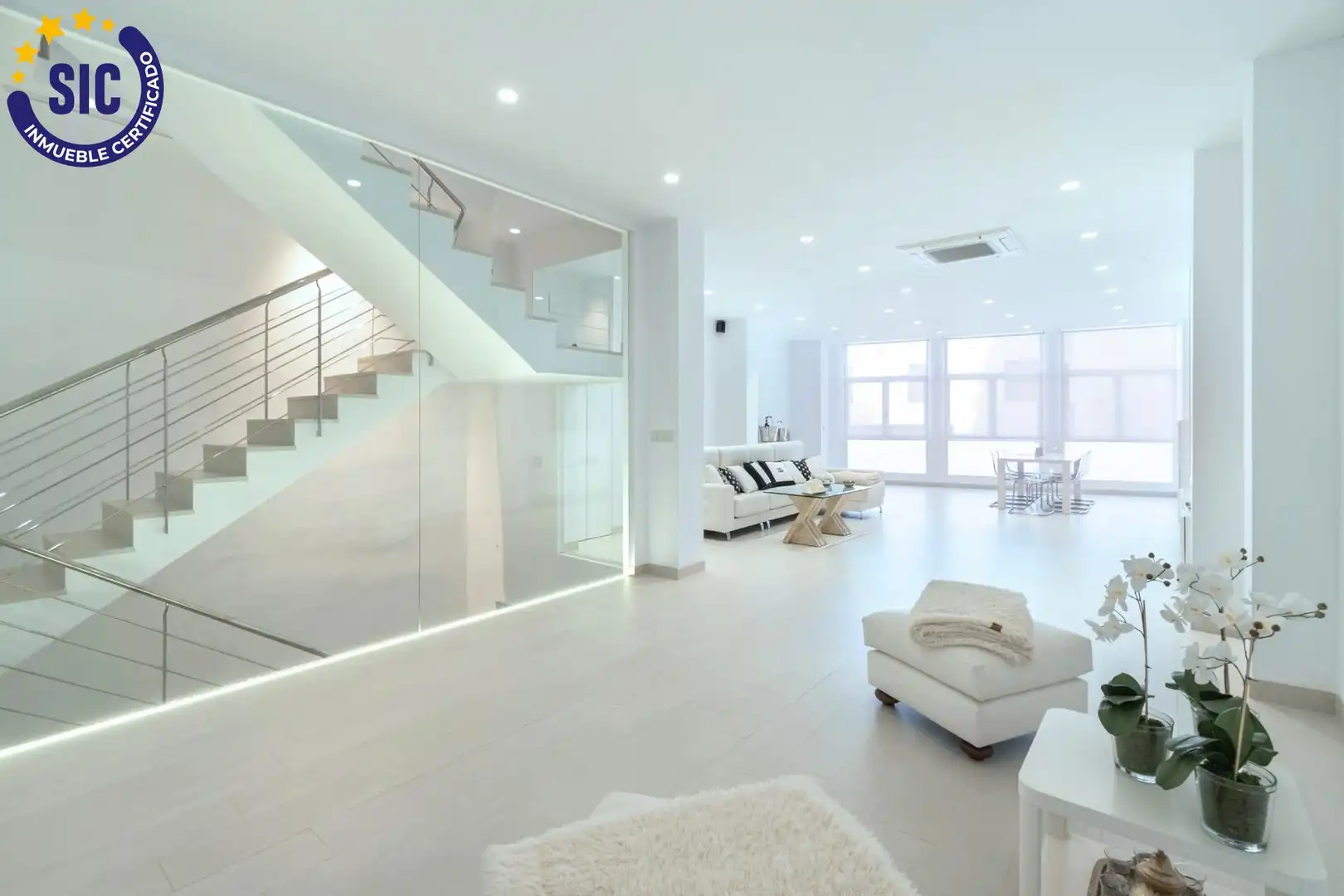 Sala de estar de Edificio en venta en Castellón de la Plana / Castelló de la Plana