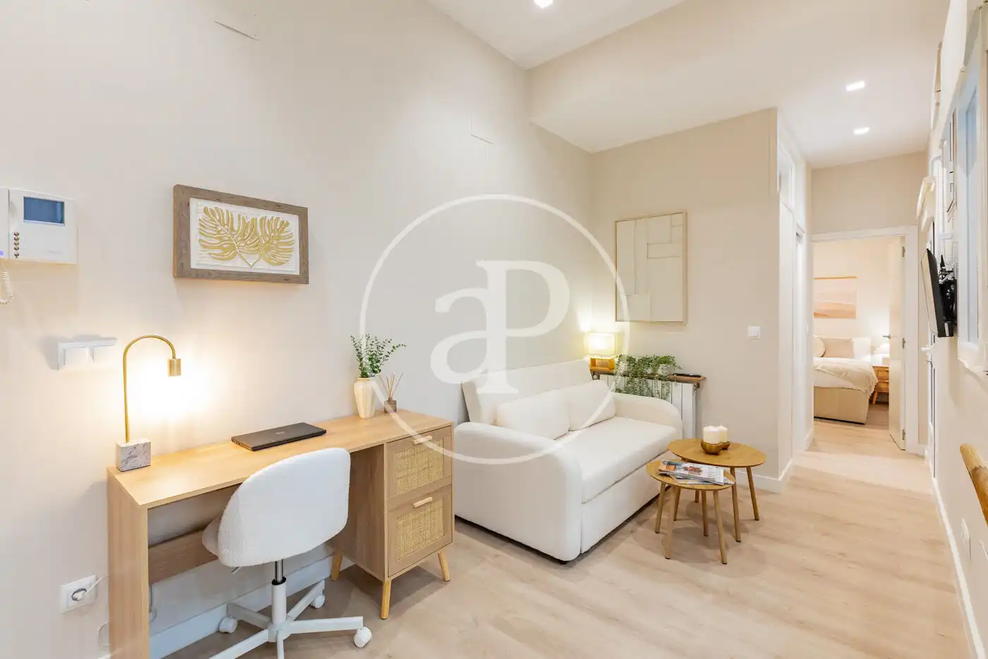 Living room of Flat for rent in  Madrid Capital  with Air Conditioner, Heating and Terrace
