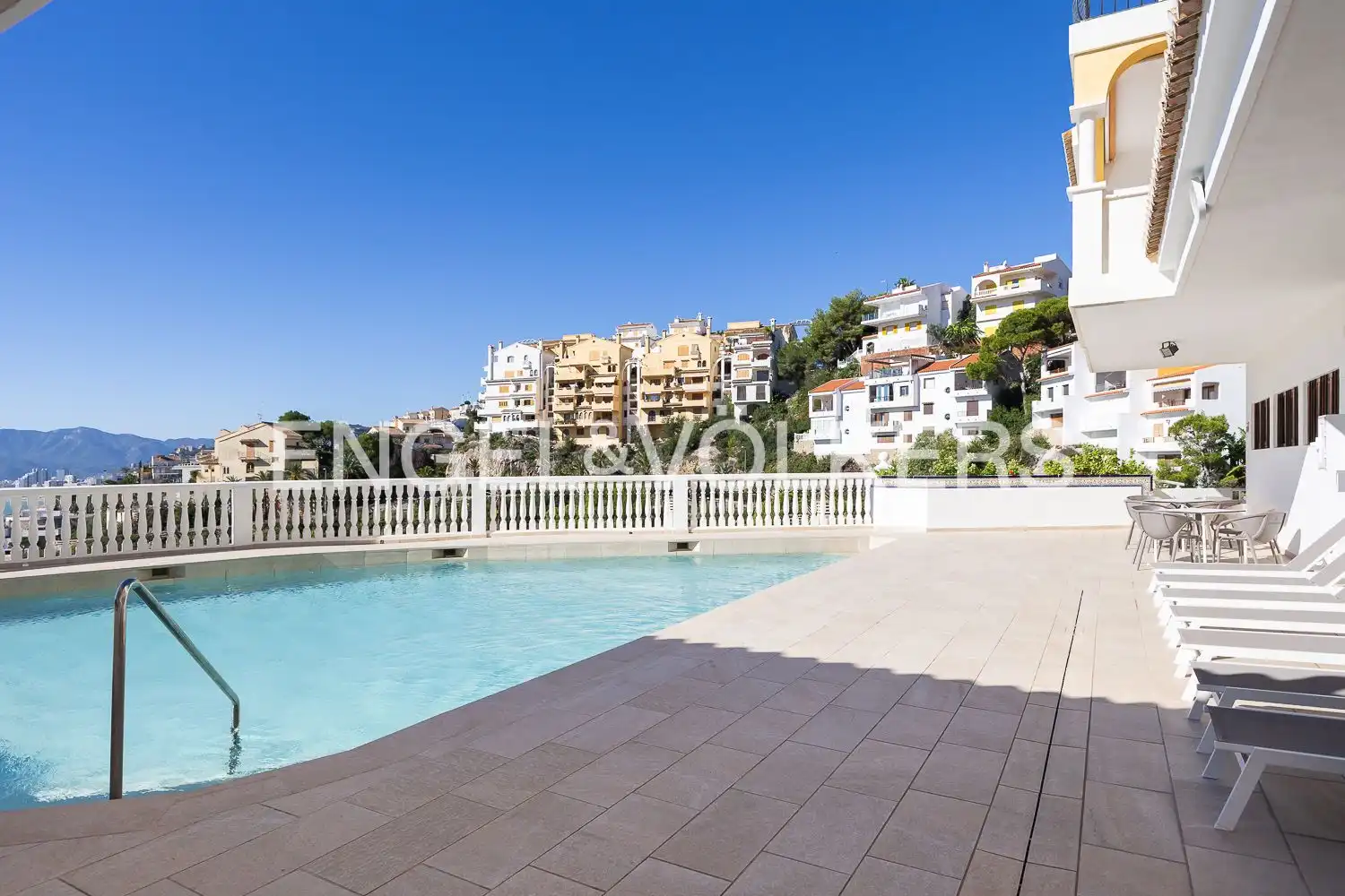 Piscina de Dúplex en venta en El Faro