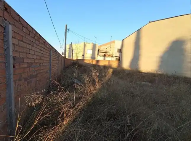 Terreny residencial en venda a Carrer de Compostel·la