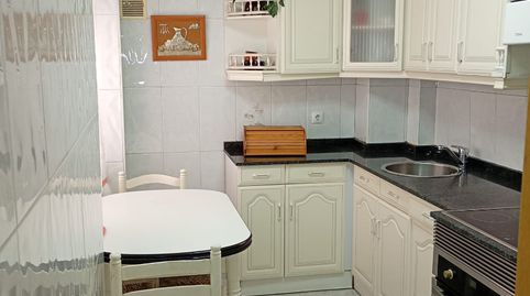 Foto 5 de Piso en venta en Calle Hernán Cortés, La Calzada, Gijón