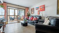 Living room of Flat for sale in Cambrils  with Air Conditioner and Terrace