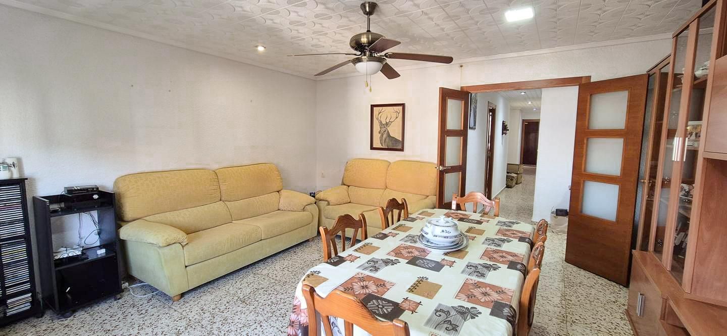 Living room of Flat for sale in Elche / Elx  with Furnished and Balcony