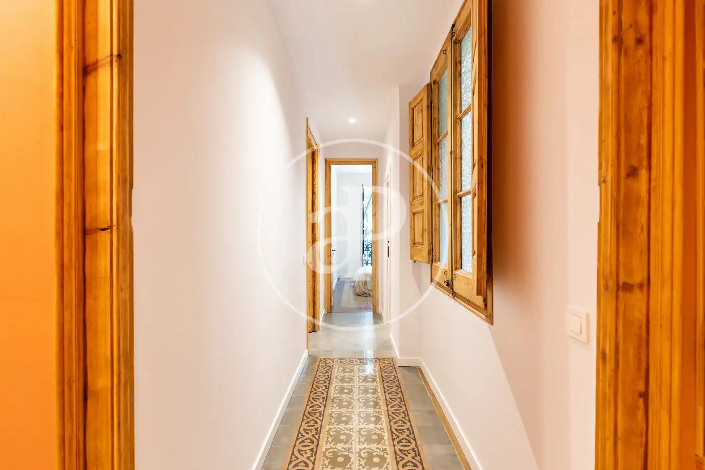 Wohnung zum Verkauf in Barcelona mit Klimaanlage, Heizung und Terrasse