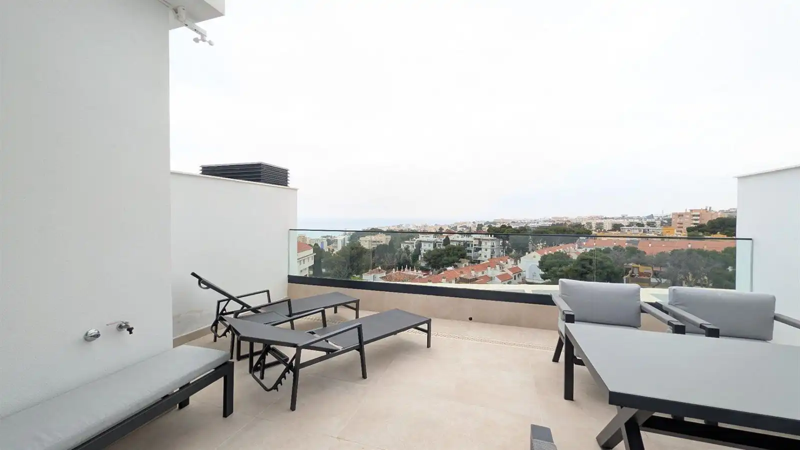 Flat for rent in Avenida San Francisco, Loma de los Riscos