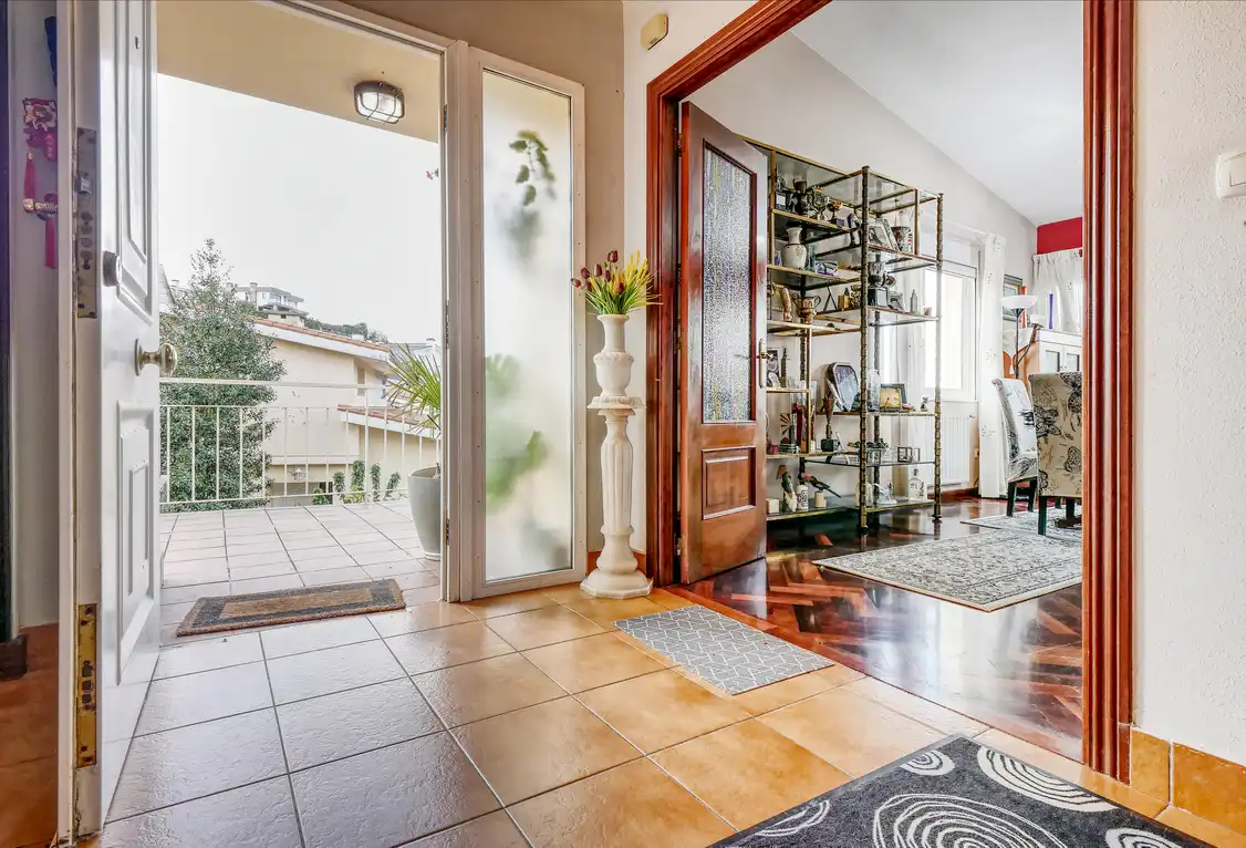 Casa adosada en venta en A Coruña Capital  con Calefacción, Jardín privado y Parquet