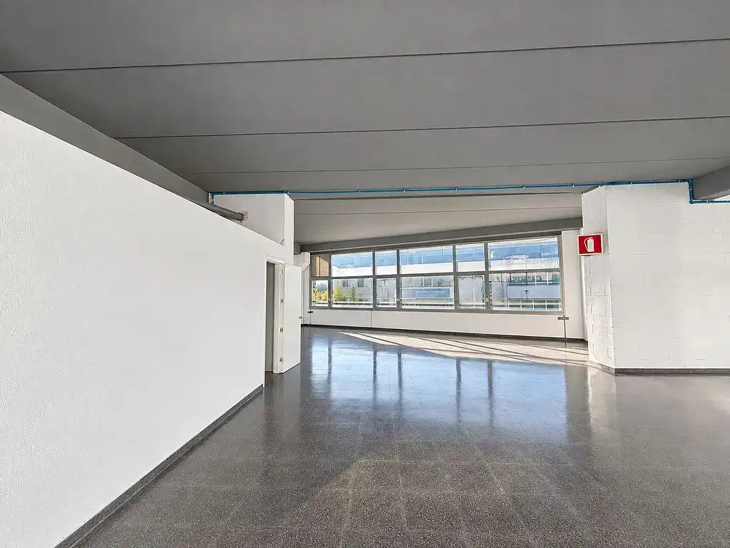 Local comercial en venta en Carrer de l'Electrònica, imagen 4