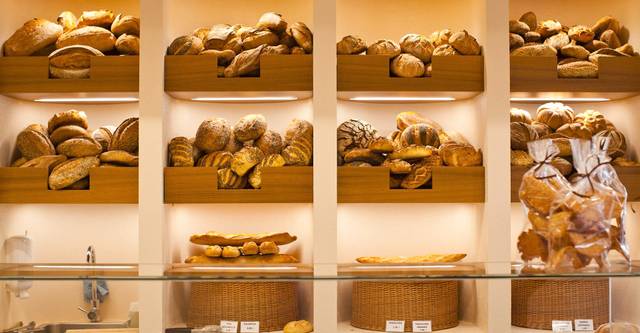 Local comercial en Alquiler en Calle Marqués de la Hermida en Castilla - Hermida