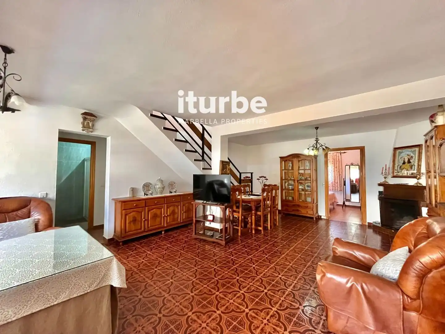Vista exterior de Casa adosada en venta en Marbella con Aire acondicionado, Terraza y Horno
