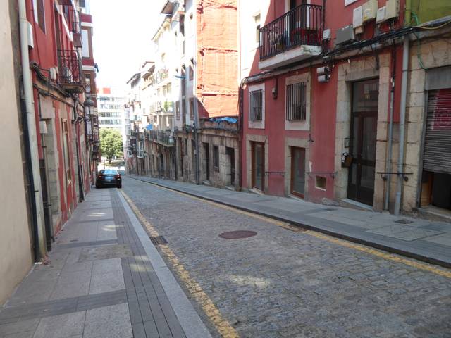 Piso en Venta en Calle Garmendia en Centro - Ayuntamiento