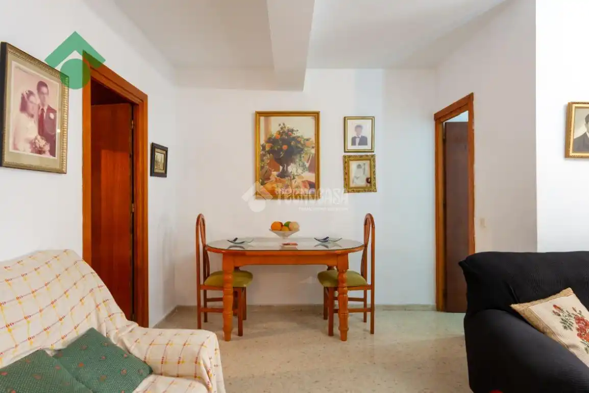 Sala de estar de Piso en venta en Almuñécar con Balcón