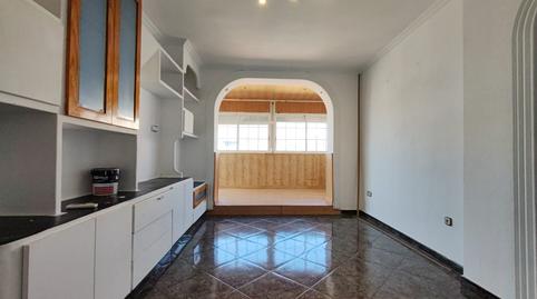 Foto 4 de Piso en venta en Carrer Prat de la Manta, Santa Eulàlia, Barcelona