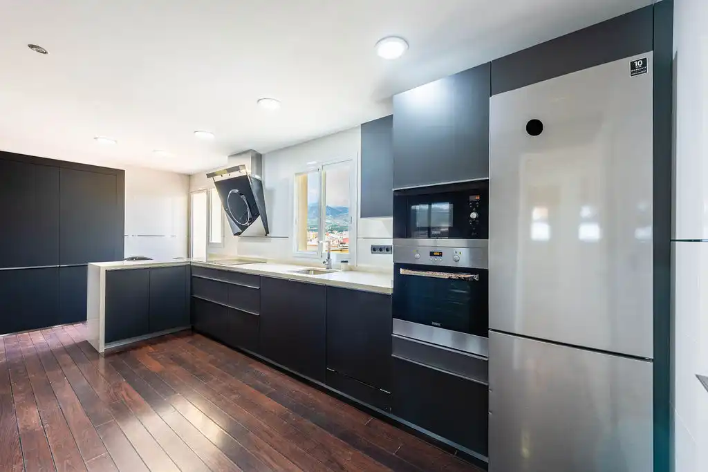 Cuina de Apartament en venda en Vélez-Málaga amb Aire condicionat i Moblat