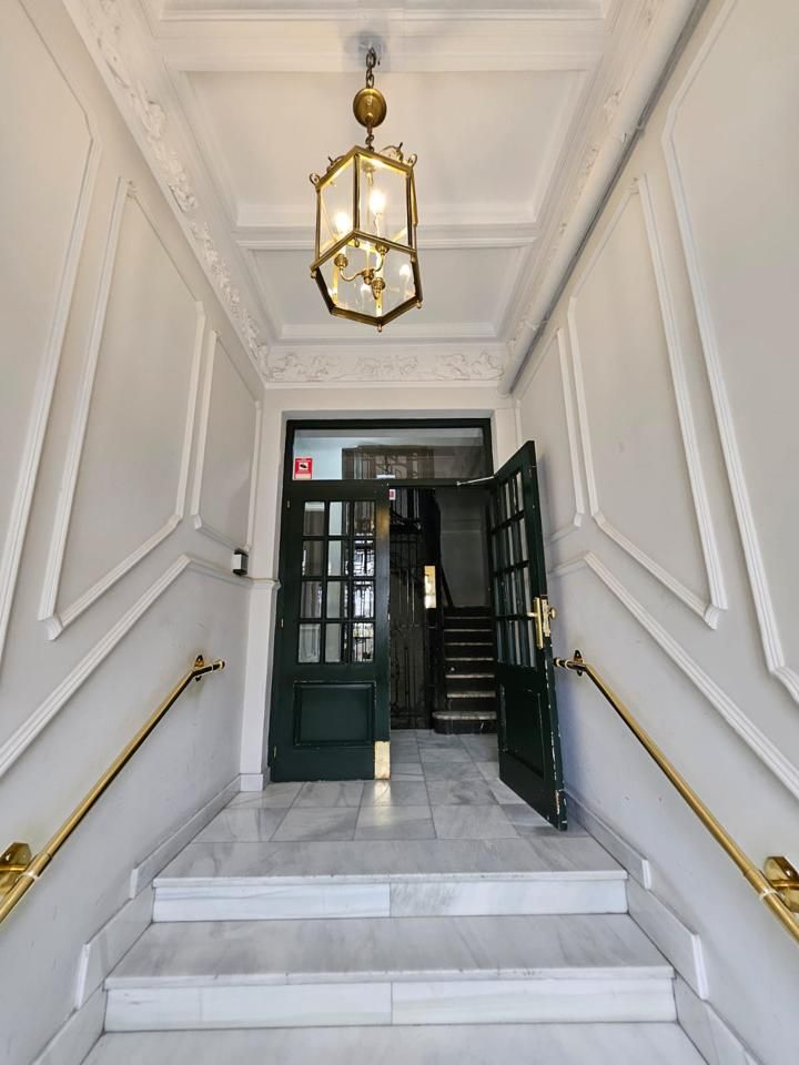 Piso en venta en  Madrid Capital con Calefacción