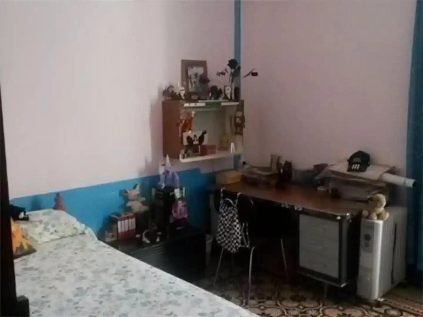 Dormitori de Casa adosada en venda en Albacete amb Parquet, Traster i Moblat