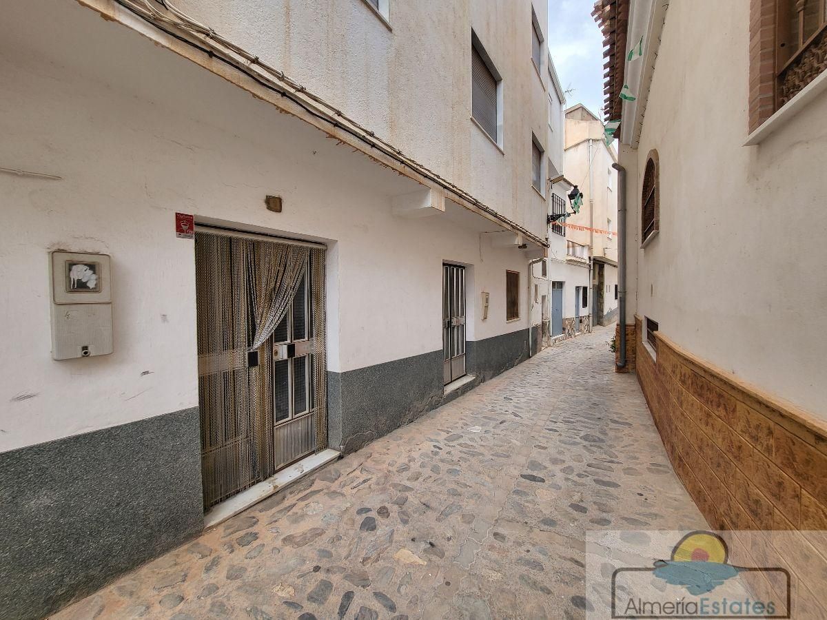 Exterior view of Garage for sale in Sierro