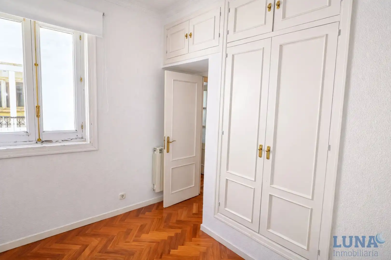 Schlafzimmer von Wohnung zum Verkauf in Madrid mit Klimaanlage, Heizung und Parkett