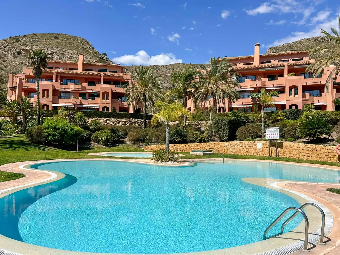 Apartment with pool for sale in Golf Bahía, imagen 59
