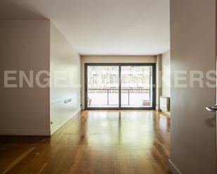 Sala d'estar de Apartament de lloguer en  Barcelona Capital amb Aire condicionat, Calefacció i Parquet