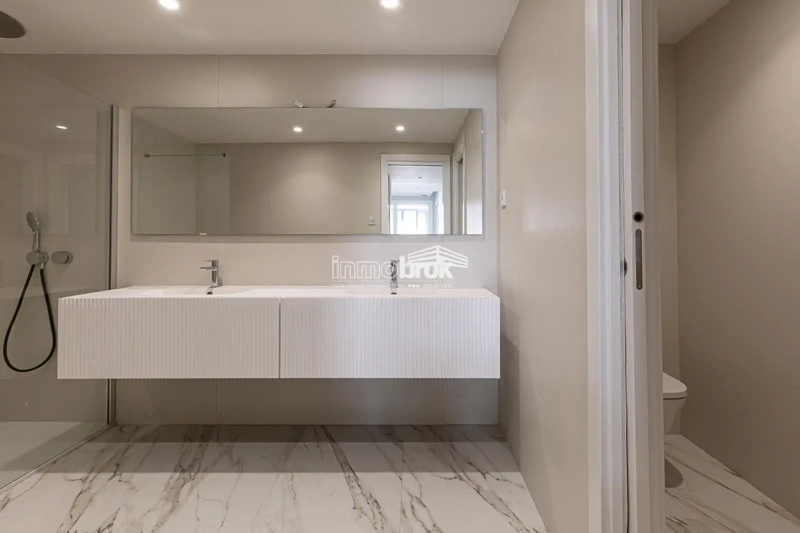 4 hab, 234m² en Urbanización La Moraleja, La Moraleja - Image 4