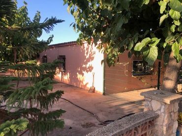 Villa con piscina in vendita a Jesús - Els Reguers