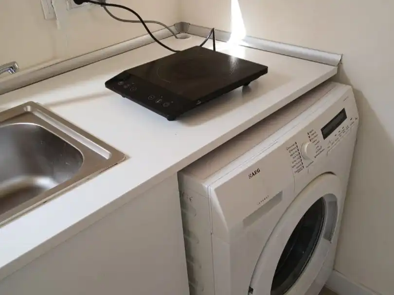 Cocina de Apartamento de alquiler en Madrid con Jardín privado, Amueblado y Lavadora