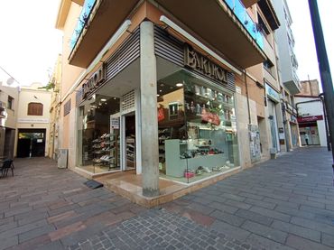 Gewerbefläche zur Miete in Valldoreix 11