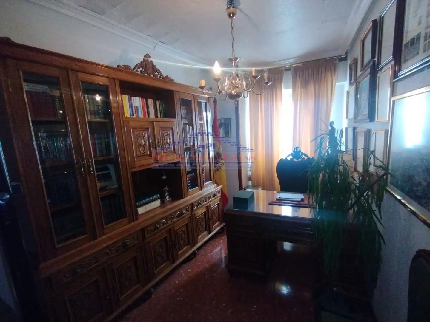 Sala d'estar de Pis en venda en Jaén amb Calefacció