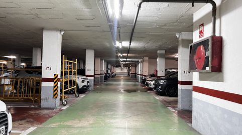 Foto 4 de Garaje en venta en Llefià, Badalona