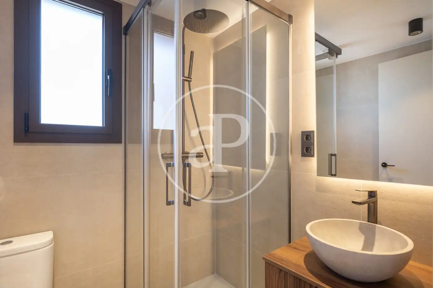 Penthouse mit Terrasse zum Verkauf in Carrer de Provença, imagen 13