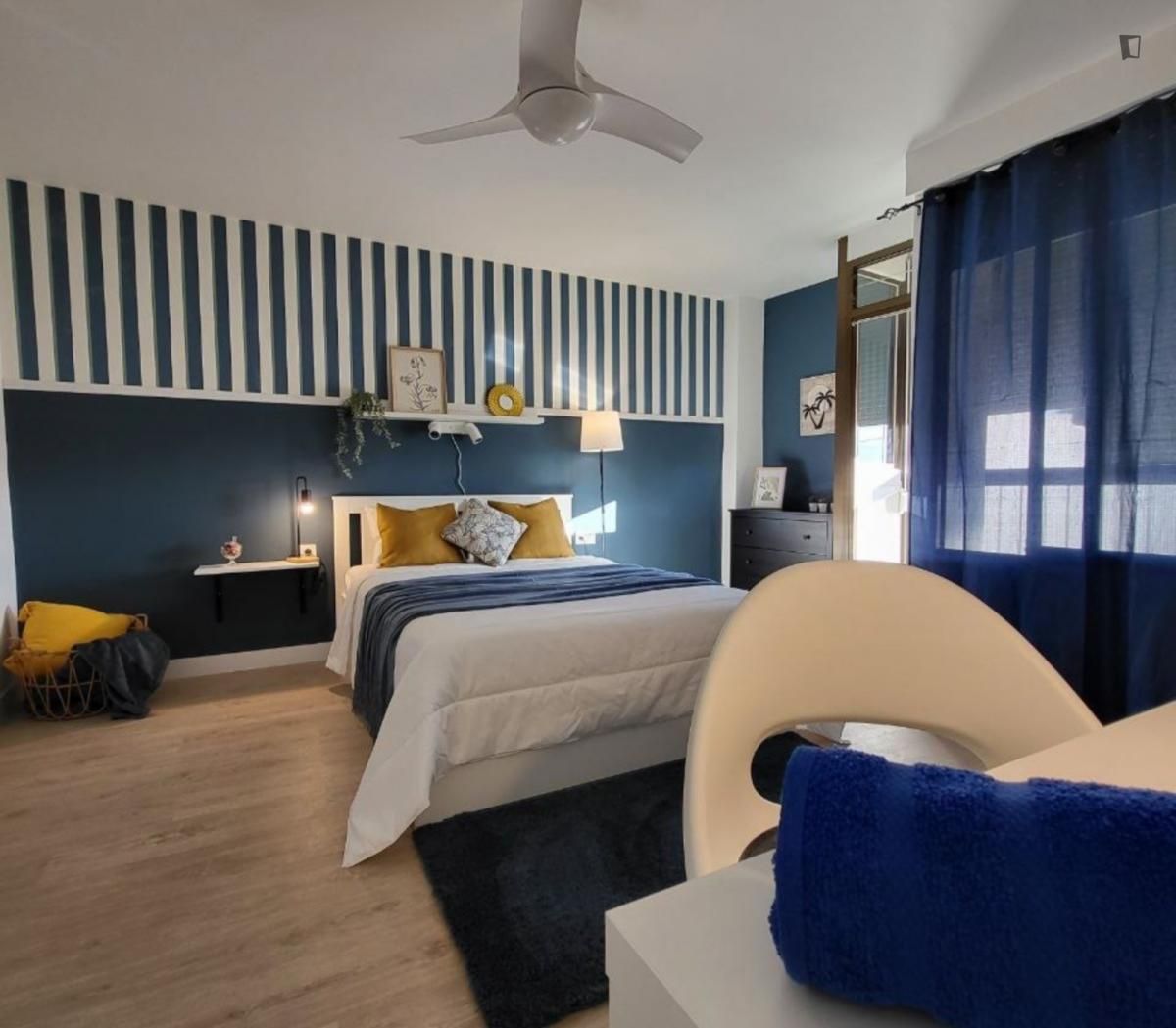 Habitación de Apartamento para compartir en Alicante / Alacant con Amueblado, Horno y Lavadora