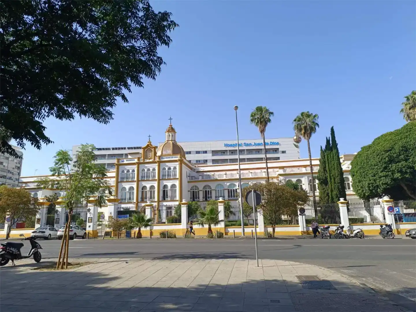Vista exterior de Pis en venda en  Sevilla Capital amb Aire condicionat i Balcó