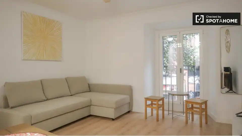 Piso con terraza en alquiler en Centro