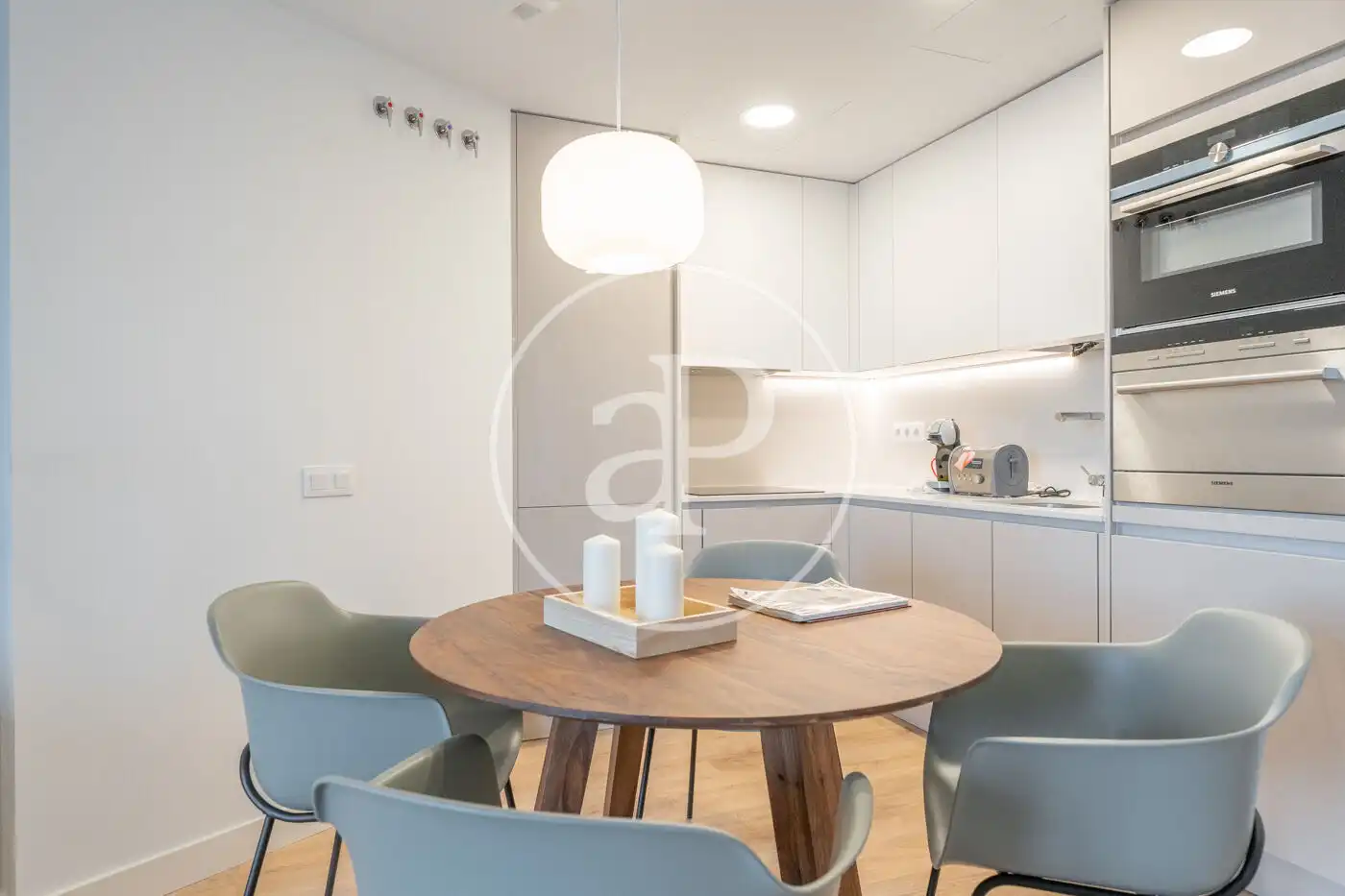 Küche von Wohnung zur Miete in Madrid mit Klimaanlage, Heizung und Privatgarten
