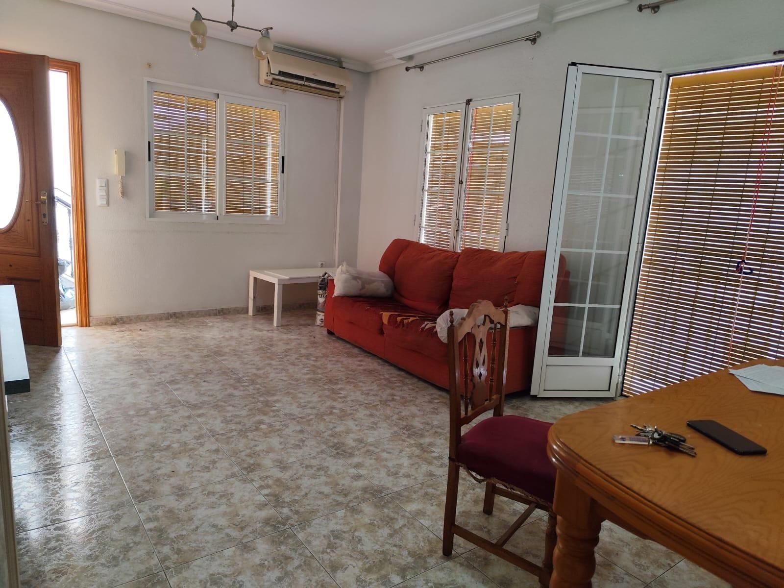 Sala d'estar de Casa o xalet en venda en Totana amb Terrassa