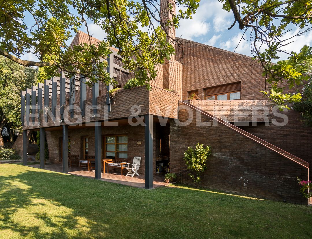 Exterior view of Houses for sale in L'Ametlla del Vallès  with Heating, Private garden and Parquet flooring