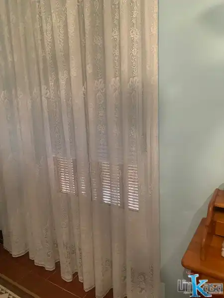 Dormitori de Casa o xalet en venda en Linares amb Terrassa i Balcó