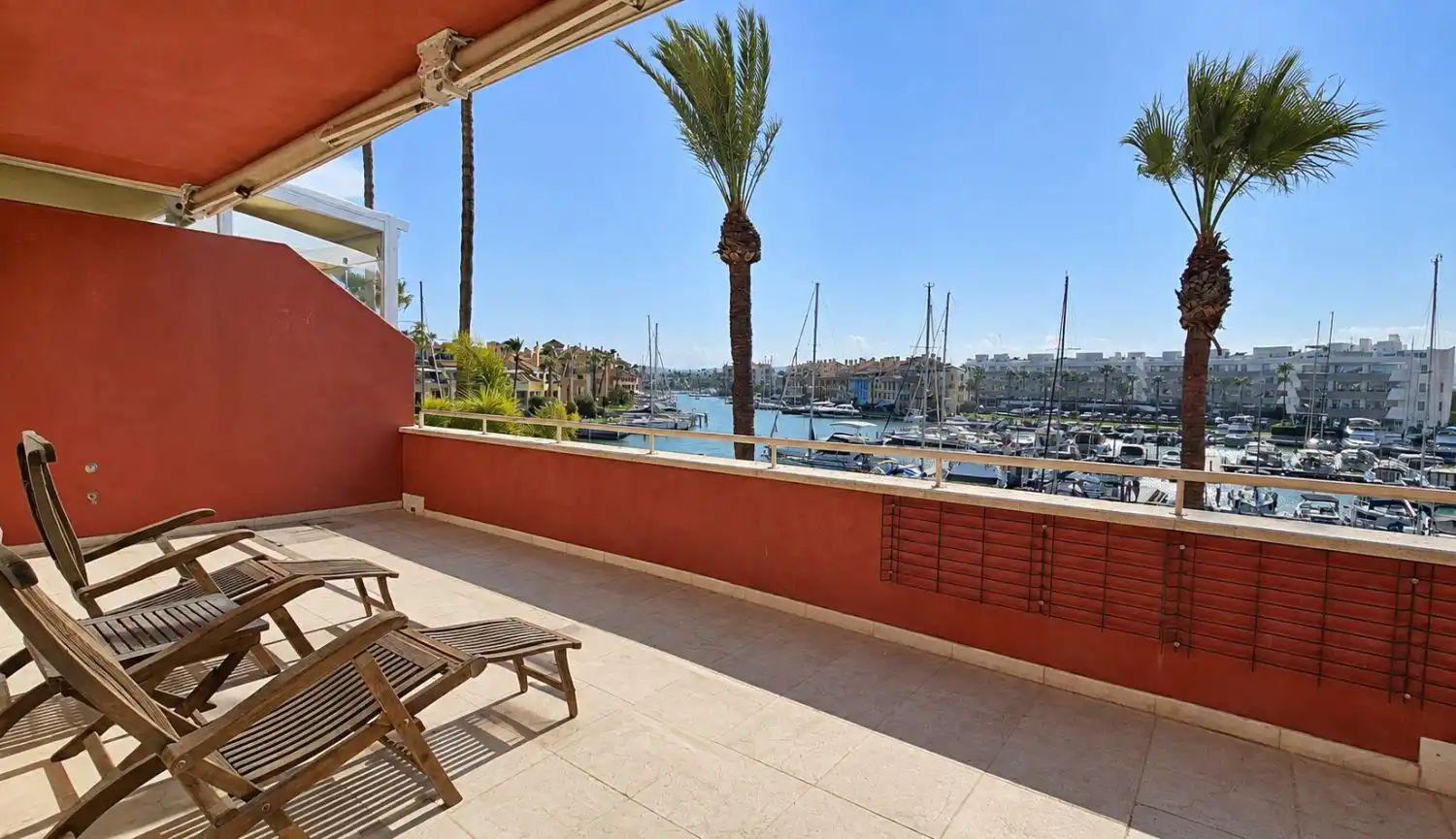 Apartment zum Verkauf in Puerto de Sotogrande - La Marina