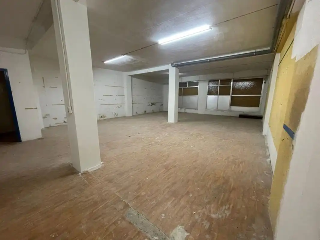 Local commercial à vendre à C. Villajoyosa, imagen 5