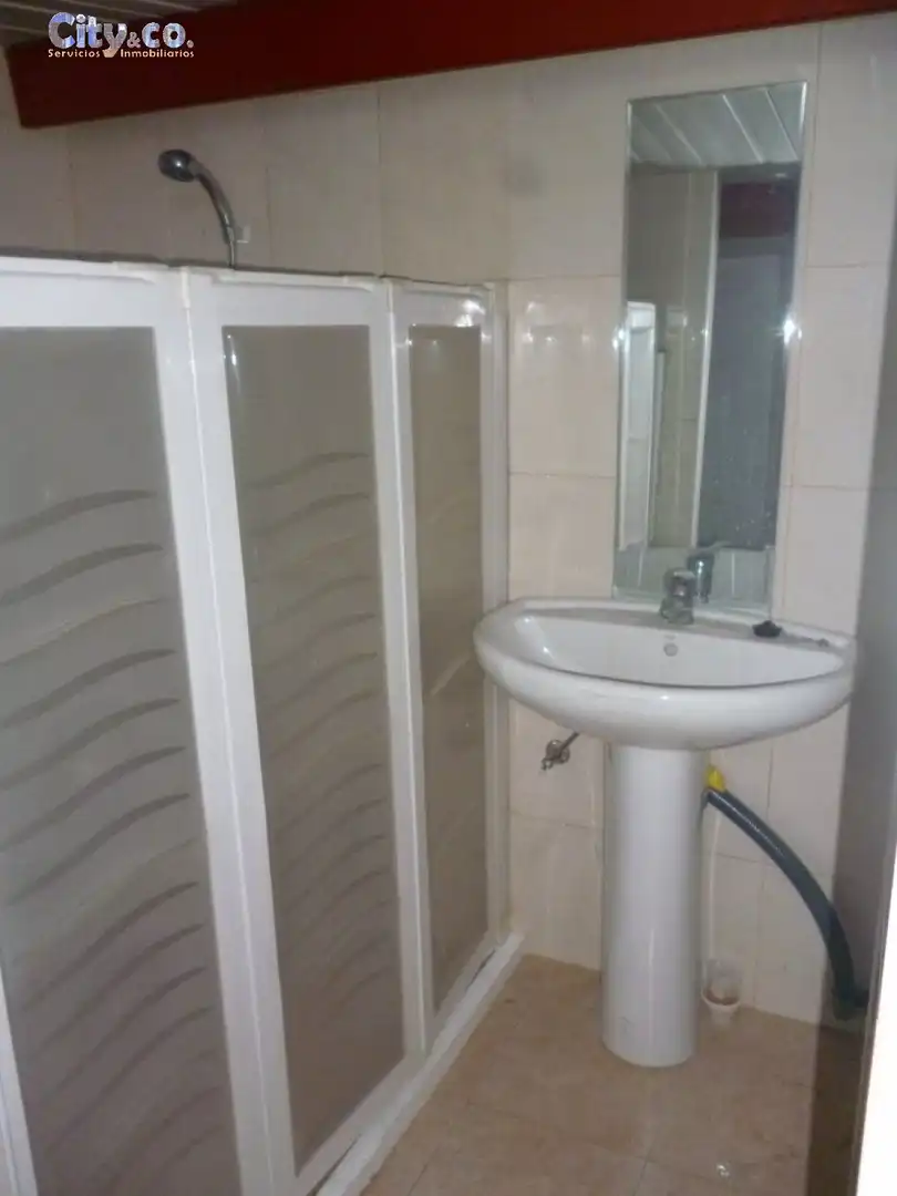 Baño de Local en venta en Murcia
