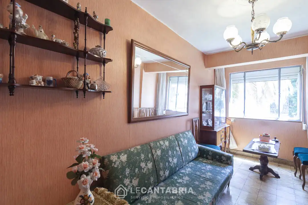 Wohnzimmer von Wohnung zum Verkauf in Santander